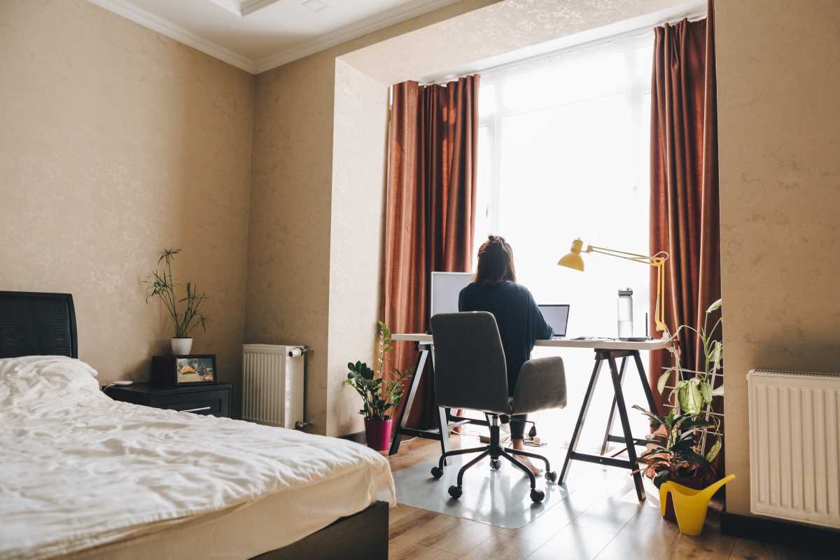 7 Game-Changing Home Office Automation Devices for Creative Workflow